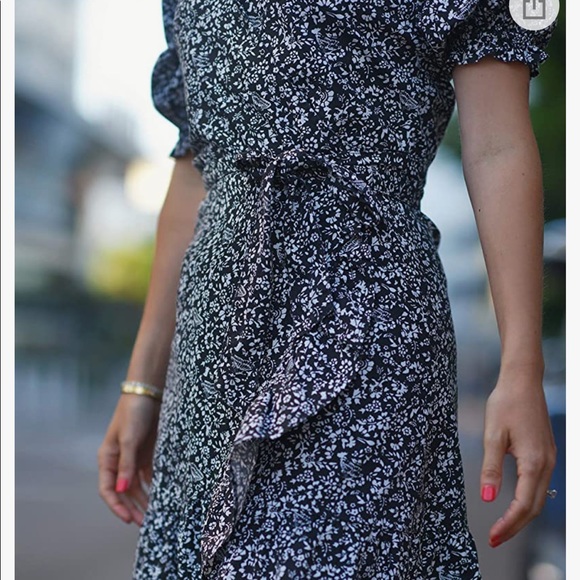 The Drop Paola Alberdi Puff Sleeve Wrap Dress - Picture 4 of 8